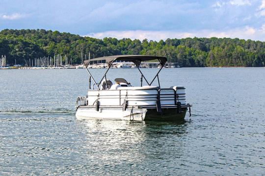 Brand New Premium Luxury Pontoon Boat on Lake Lanier