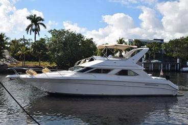 ¡Yate Sea Ray Sea Lux de 50 pies para navegar en Fort Lauderdale!