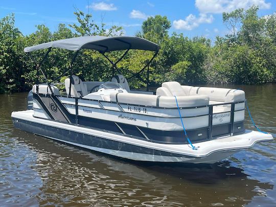 Furacão FunDeck (2022) 243 com 150 HP Yamaha, barra de reboque em Cape Coral