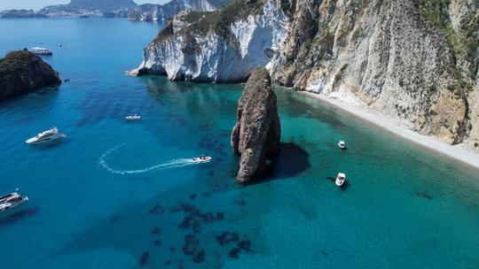 Descubra a Ilha de Ponza com Odissey Diving