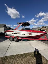 Malibu Wakesetter 23 LSV