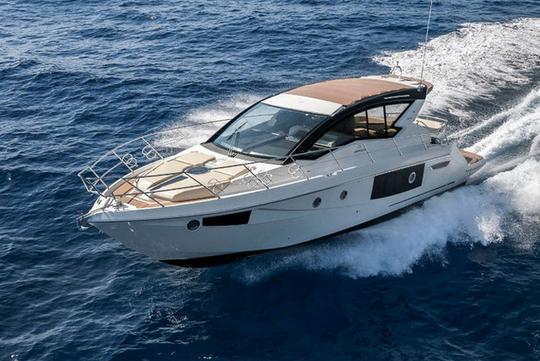 Yate de lujo Cranchi 44 M (2019) en Tivat