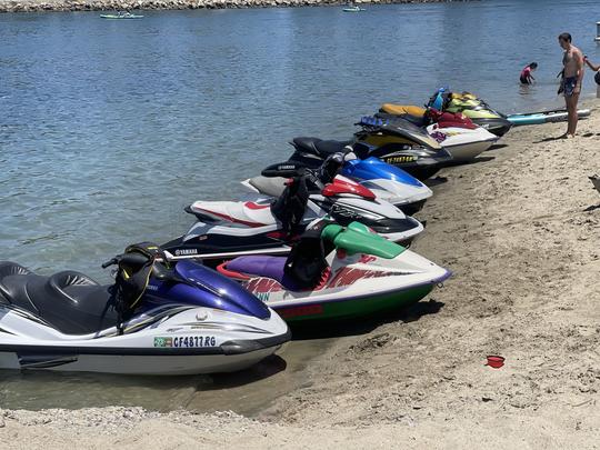 Aluguel de Jetskis Yamaha e Seadoo para esportes aquáticos em Long Beach