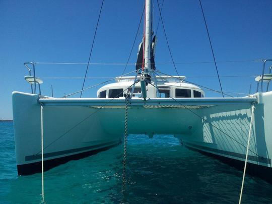 Lagoon 400 Cruising Catamaran Rental in Eivissa, Illes Balears