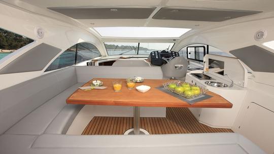 DESLUMBRANTE BENETEAU MONTE CARLO 42