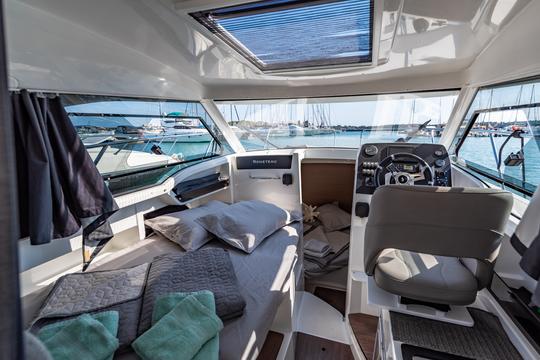  Aluguel de iates a motor Beneteau Antares 8 em Pula, Croácia