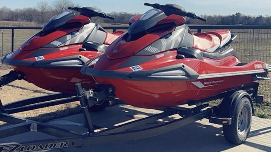 (2) Nuevas motos acuáticas Yamaha WaveRunner 2024 en alquiler