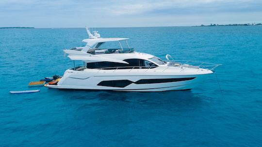 The only yacht in Nassau with 6 Sea Bobs and 1 jetski included !!