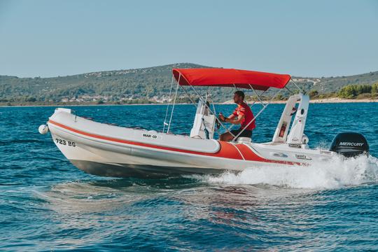 Mar.co Twenty RIB con motor de 150 CV en Sveti Filip i Jakov