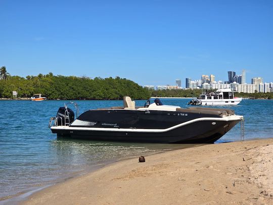 Luxury yacht Element XR7