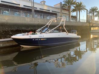 18' Bayliner em Marina del Rey, Califórnia