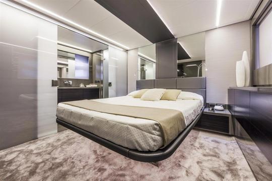 Pershing 62 - ¡Alquiler de barcos Napine al mejor precio en Ibiza!