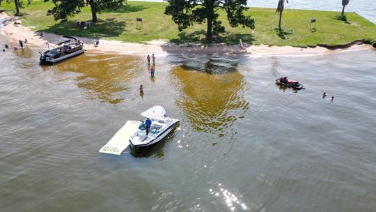 Bowrider et sports nautiques à Lake Houston/San Jacinto River