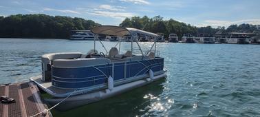 Lake Lanier Cruising and Tubing