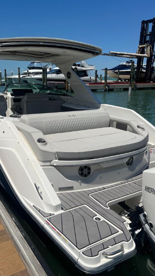 "Gulf Swing" Sea Ray 310 SLX in Sarasota, FL