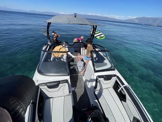 Barco a jato Yamaha 212X de 21' - Surfe, cruzeiro em South Lake Tahoe