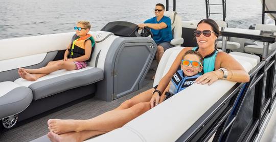 8am - 8pm (12hr) Monaco Sundeck Tritoon Rental In Danbury, WI