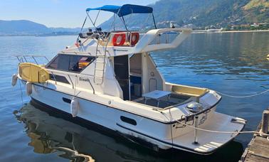 Barco de lujo Intermarine de 38 pies para almorzar para fiestas en Río de Janeiro, Brasil