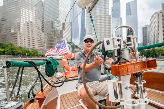 Hinckley Pilot 35 Classic Sailboat in the Heart of NYC.