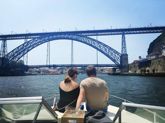 Private Boat Tour D.Luís Bridge and Ribeira 1h group price up to 6px