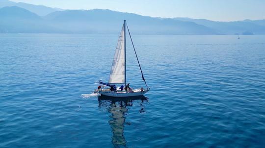 MACARENA | Embarcação à vela clássica e bonita, personalizada de 38 pés.