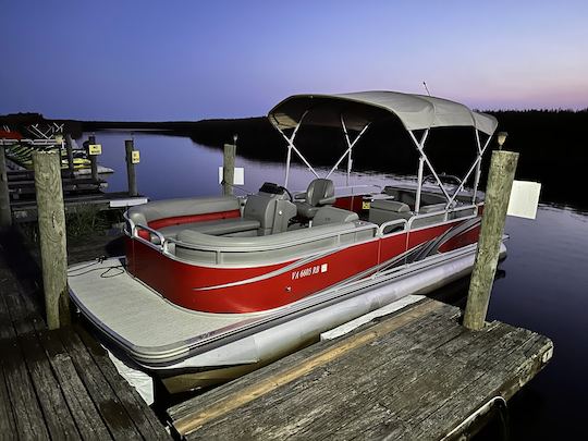 Sandbridge Pontoon Boat Rentals