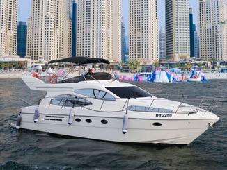 Experience DUBAI on our 50FT AZIMUT