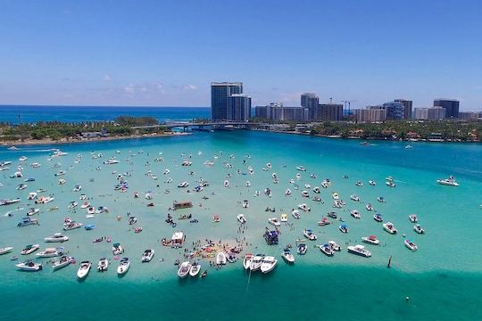 Catamarã de festa de 40 pés para 13 em barra de areia!