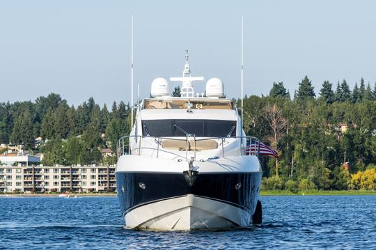 Yate cerrado y con calefacción: ¡cruceros de invierno, barcos navideños y bañera de hidromasaje disponibles!