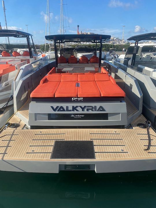 De Antonio D42 Valkyria Motor Yacht Rental in Eivissa, Illes Balears