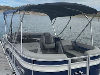 2023 Bennington Tritoon on Lake Pleasant 150HP 