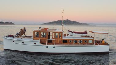 Warm and Cozy Adventures on a Century-Old Sausalito Yacht