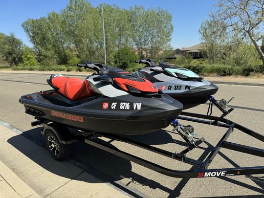 NOVO PAR DE ALUGUEL DE JET SKI EM LAKE TAHOE, SeaDoo 