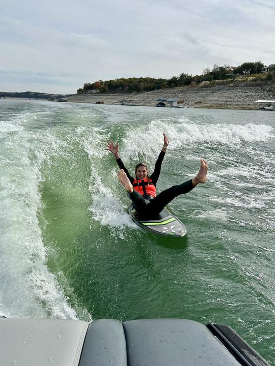 Aulas de wakesurf no Lago Travis!