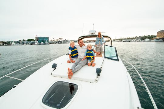 Aluguer de iates de luxo de 40 pés em Newport Beach - HARBOR - COASTAL - CATALINA  