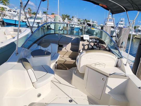 Un día perfecto en el agua: alquiler de crucero SeaRay Cabin Cruiser de 24 pies