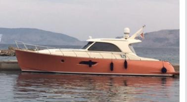 Mochi Dolphin 44’ Luxury Boat Charter in Portofino