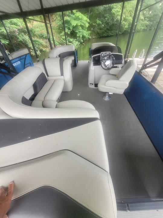 2020 Sylvan Pontoon 90HP #2 no Lago Hamilton