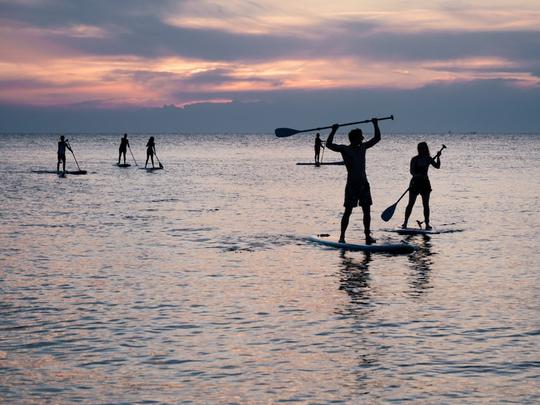 Planche à pagaie à Trincomalee, Sri Lanka