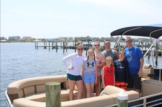 Pontoon Boat Rental in Fort Walton Beach for 12 People - 4 or 8 Hours