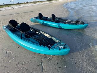 Tandem Kayaks in St. Pete, Weedon Island Preserrve, Gandy beach, Picnic park 