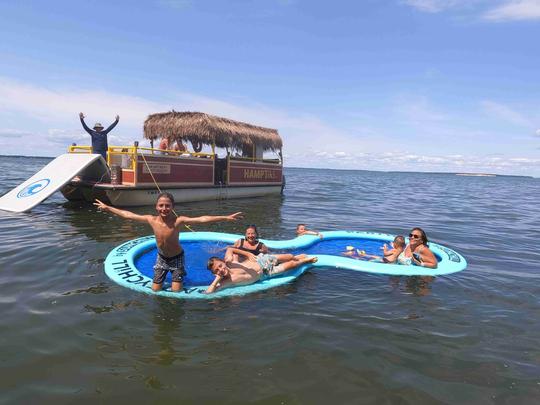 Le bateau Tiki des Hamptons 