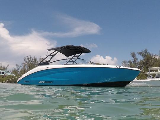 Alquile este Jetboat Yamaha AR250 de 25 pies 2023 en Sarasota