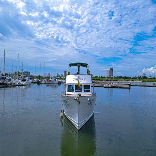 Storebro Royal Cruiser Yacht classic Charter in Mazatlan