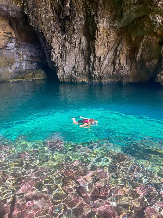 Cova dels Orguens: recorrido en kayak y esnórquel para explorar cuevas en Jávea