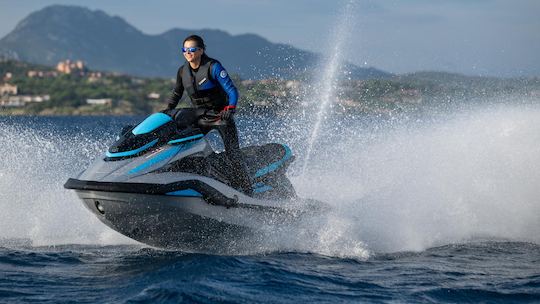 YAMAHA FX HO CRUISER à louer à San Antoni de Portmany, (Côte ouest d'Ibiza)