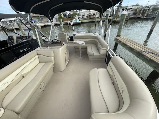 20FT BENNINGTON PONTOON FUN - TREASURE ISLAND