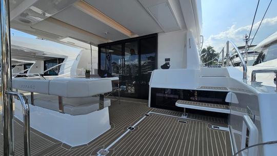 2024 Leopard 40 Power Catamaran in Phuket