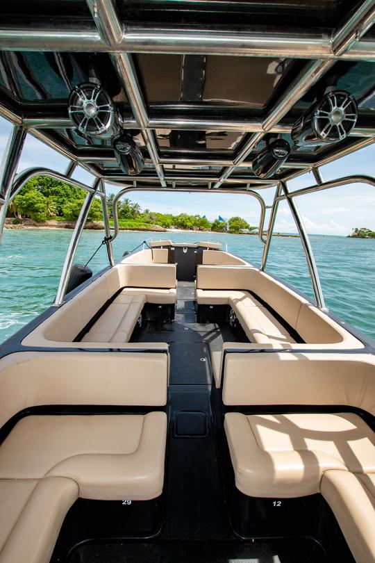 Luxurious 45ft Speedboat in Cartagena Colombia