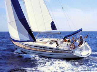 El velero monocasco Bavaria Cruiser 44